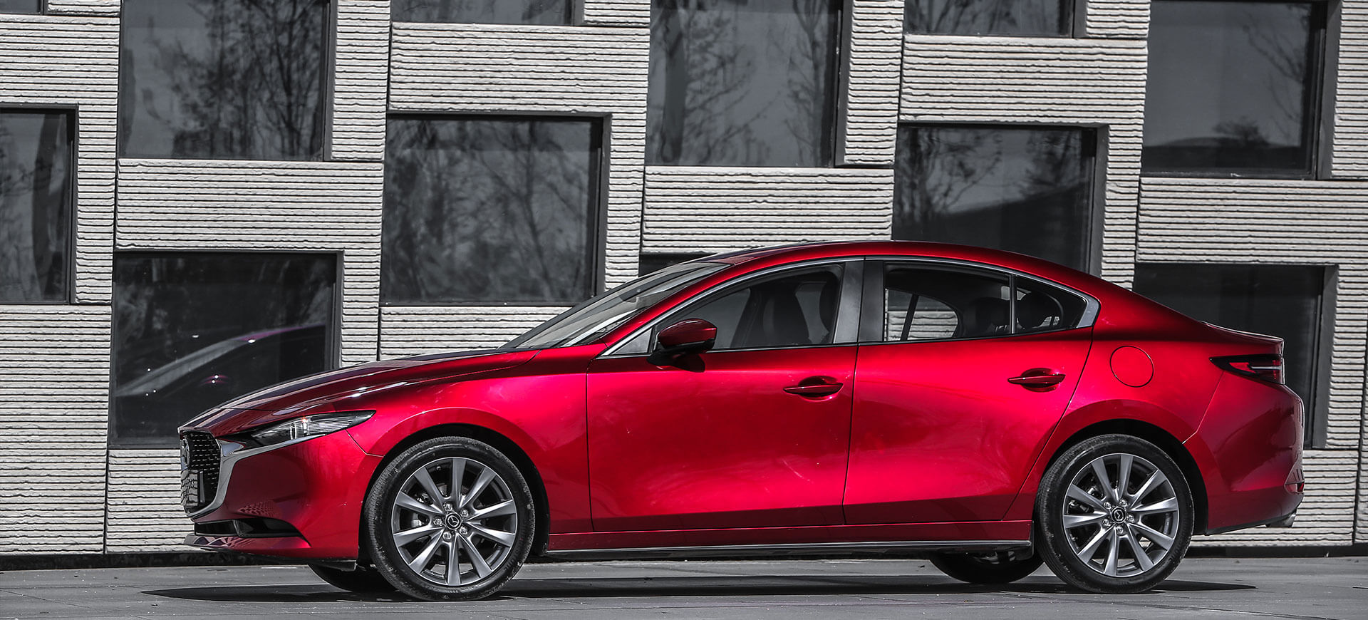 ag尊龙次世代MAZDA3昂克赛拉综述