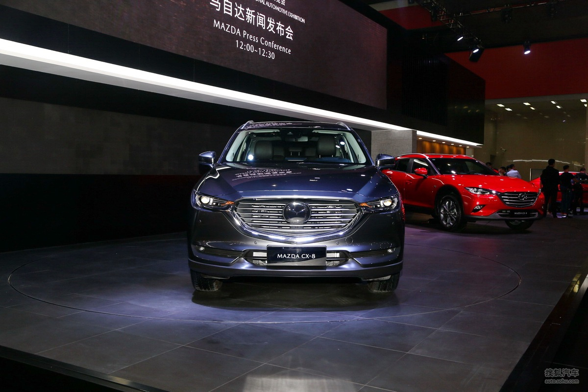 cx-8多少钱，全新cx-8，cx-8空间怎么样，cx-8乘坐感受怎么样