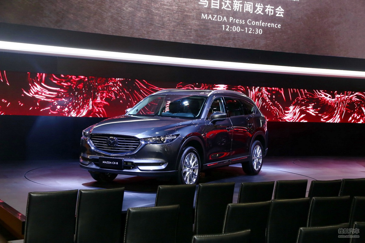 cx-8多少钱，全新cx-8，cx-8空间怎么样，cx-8乘坐感受怎么样